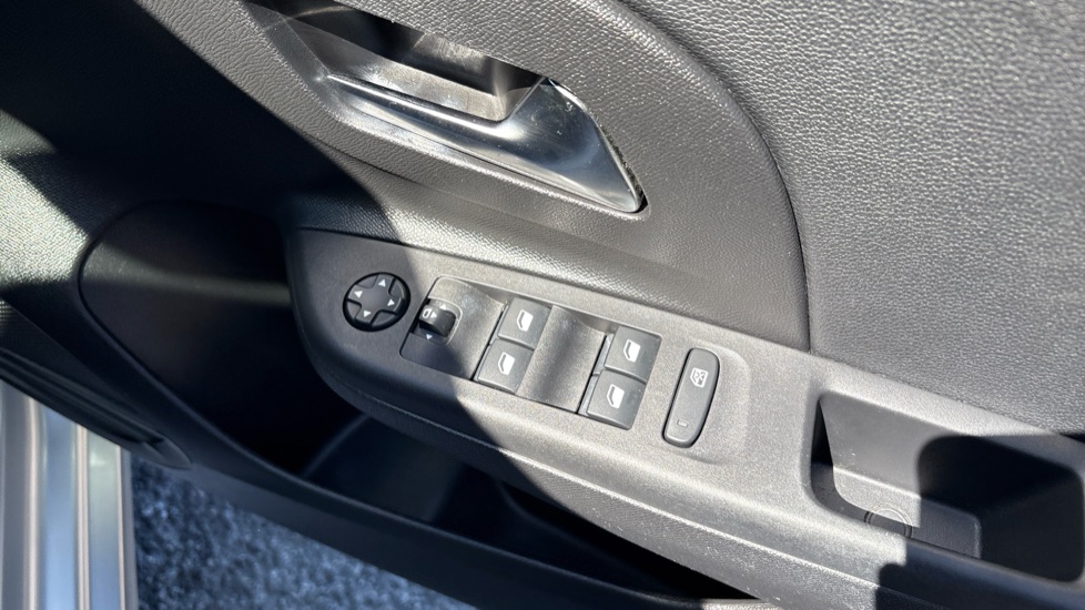 Vauxhall Corsa 1.2 Elite Edition 5dr Petrol Hatchback - Image 30
