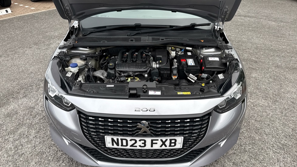 Peugeot 208 1.2 PureTech Active Premium + 5dr Petrol Hatchback - Image 8