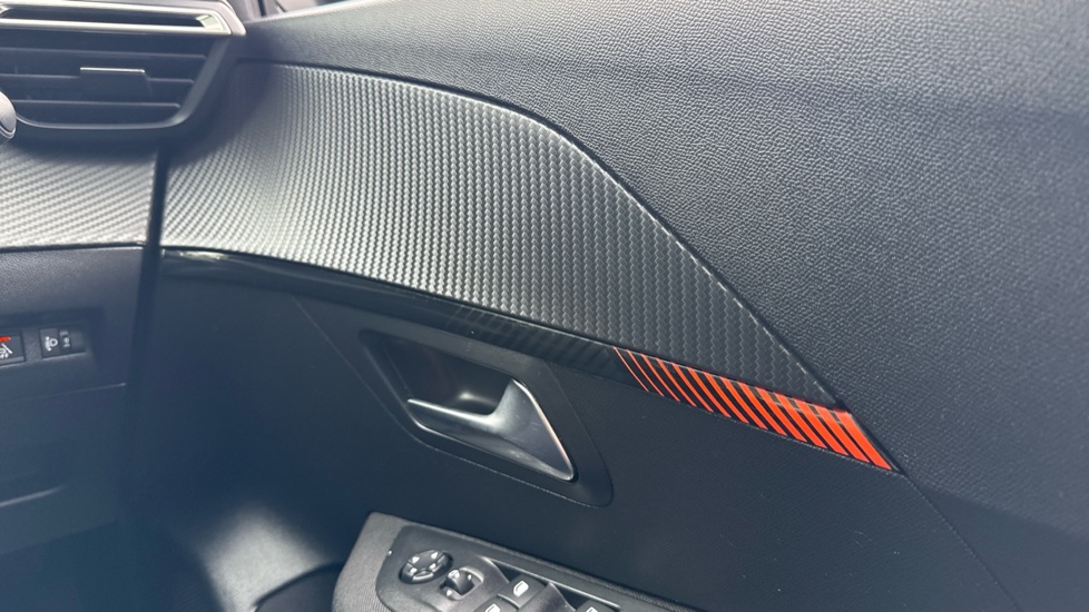 Peugeot 208 1.2 PureTech Active Premium + 5dr Petrol Hatchback - Image 30