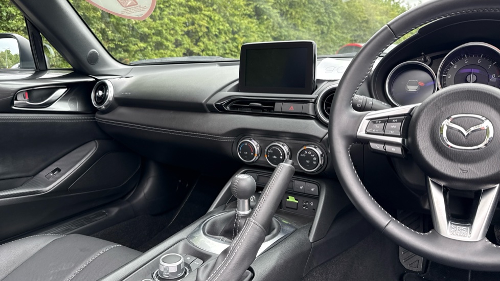 Mazda MX-5 2.0 [184] Exclusive-Line 2dr Petrol Convertible - Image 14