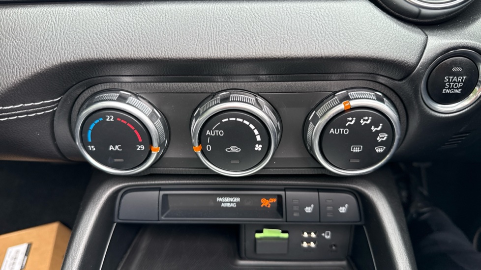 Mazda MX-5 2.0 [184] Exclusive-Line 2dr Petrol Convertible - Image 26