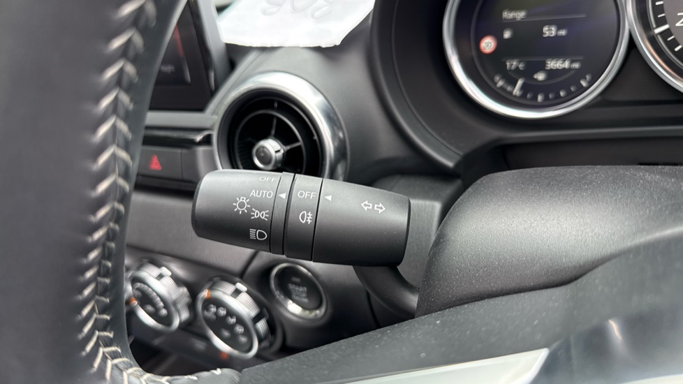 Mazda MX-5 2.0 [184] Exclusive-Line 2dr Petrol Convertible - Image 33