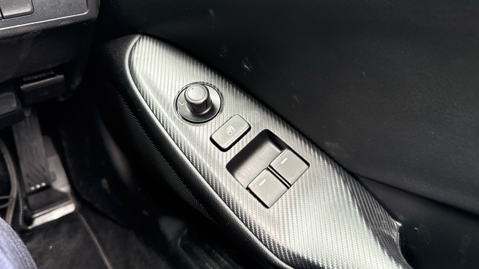 Mazda MX-5 2.0 [184] Exclusive-Line 2dr Petrol Convertible - Image 34
