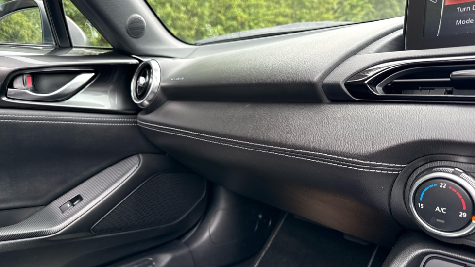 Mazda MX-5 2.0 [184] Exclusive-Line 2dr Petrol Convertible - Image 35