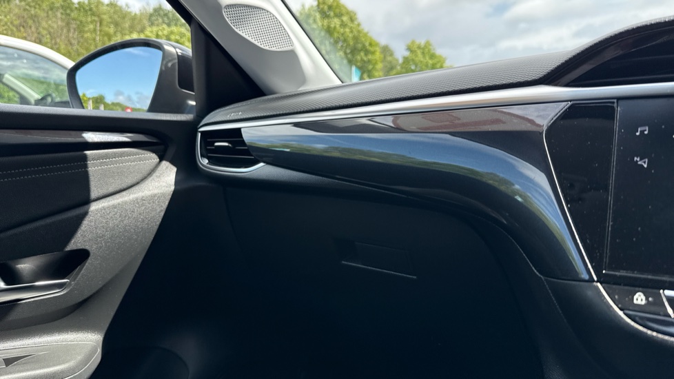 Vauxhall Corsa 1.2 Elite Edition 5dr Petrol Hatchback - Image 23