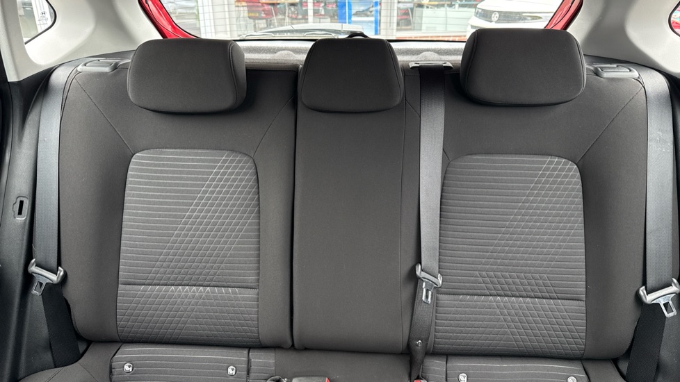 Hyundai i20 1.0T GDi 48V MHD SE Connect 5dr Petrol Hatchback - Image 15