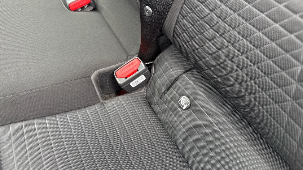 Hyundai i20 1.0T GDi 48V MHD SE Connect 5dr Petrol Hatchback - Image 17