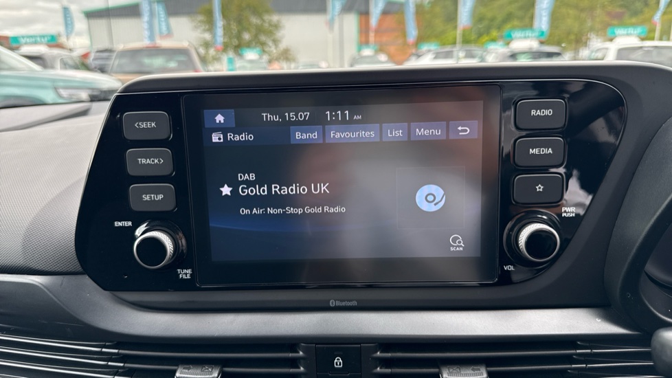 Hyundai i20 1.0T GDi 48V MHD SE Connect 5dr Petrol Hatchback - Image 25
