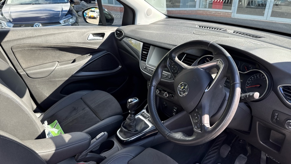 Vauxhall Crossland 1.2 Turbo Ultimate 5dr Petrol Hatchback - Image 11