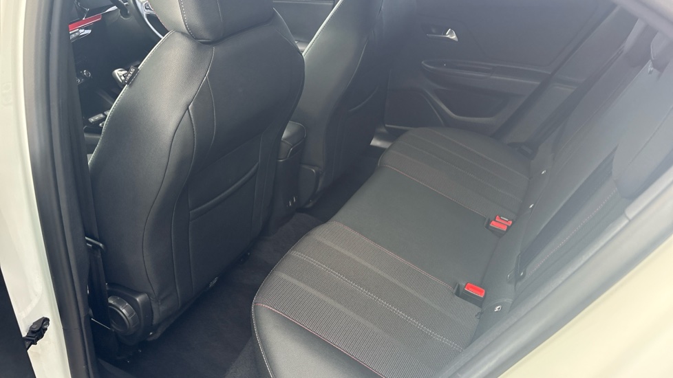 Vauxhall Mokka 1.2 Turbo 100 GS  5dr Petrol Hatchback - Image 16