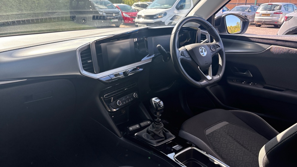 Vauxhall Mokka 1.2 Turbo 100 SE Edition 5dr Petrol Hatchback - Image 9