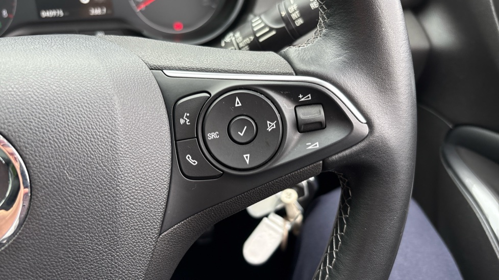 Vauxhall Grandland X 1.2 Turbo SRi Nav 5dr Petrol Hatchback - Image 29