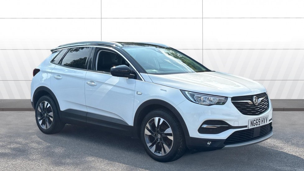 Vauxhall Grandland X 1.2 Turbo SRi Nav 5dr Petrol Hatchback - Image 1