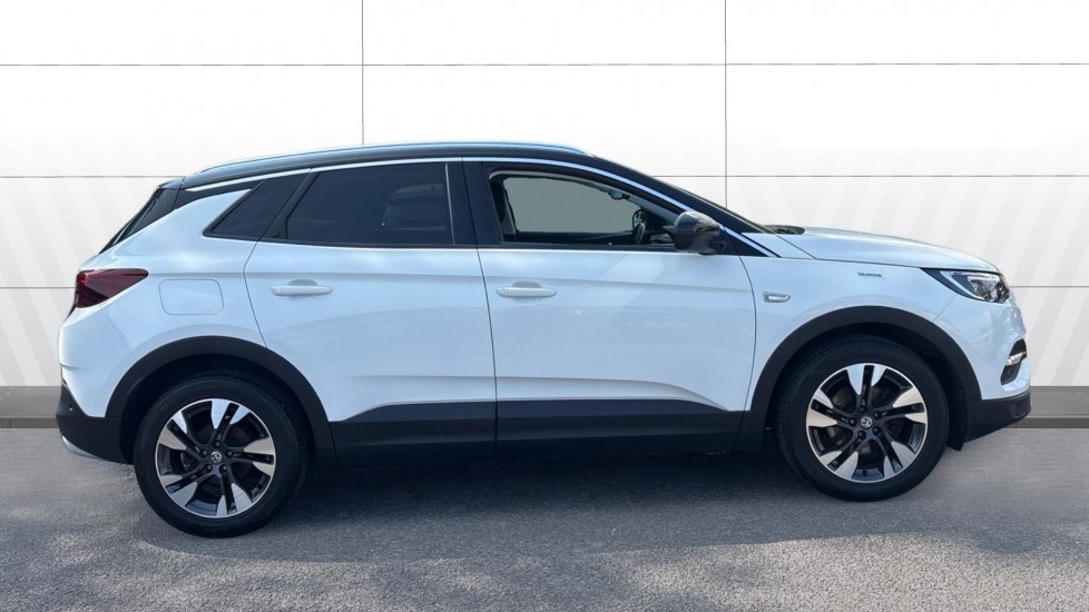 Vauxhall Grandland X 1.2 Turbo SRi Nav 5dr Petrol Hatchback - Image 5