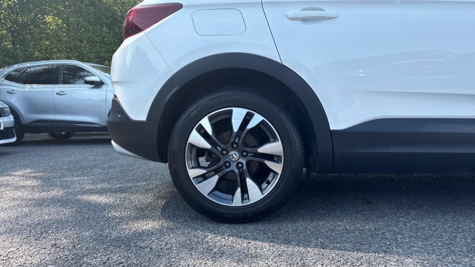 Vauxhall Grandland X 1.2 Turbo SRi Nav 5dr Petrol Hatchback - Image 7