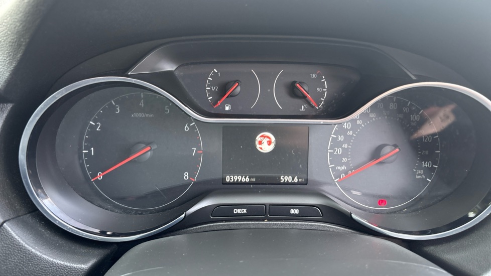 Vauxhall Grandland X 1.2 Turbo SRi Nav 5dr Petrol Hatchback - Image 18