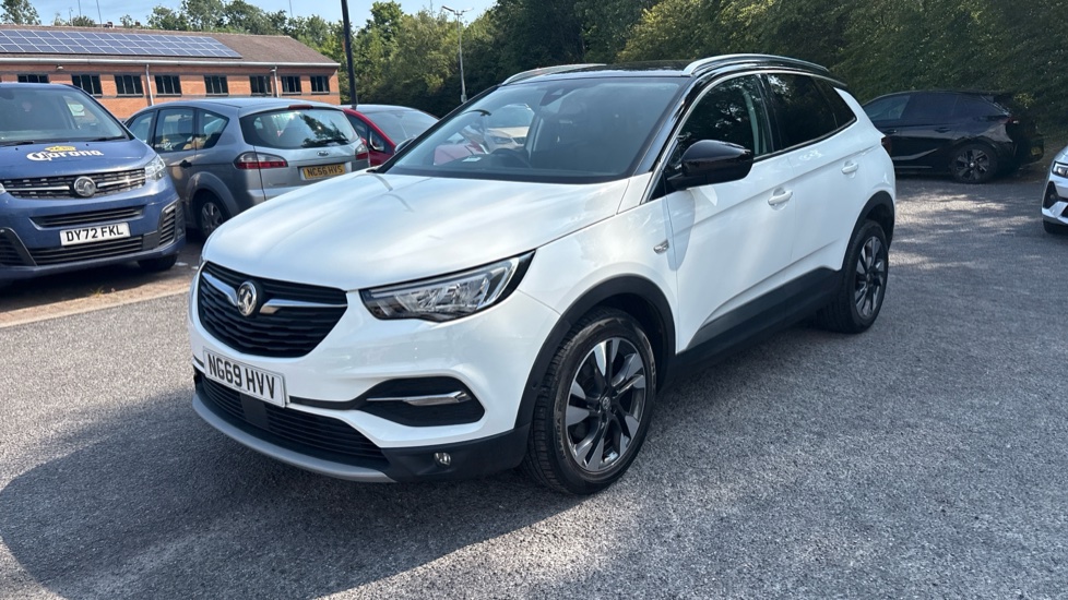 Vauxhall Grandland X 1.2 Turbo SRi Nav 5dr Petrol Hatchback - Image 24