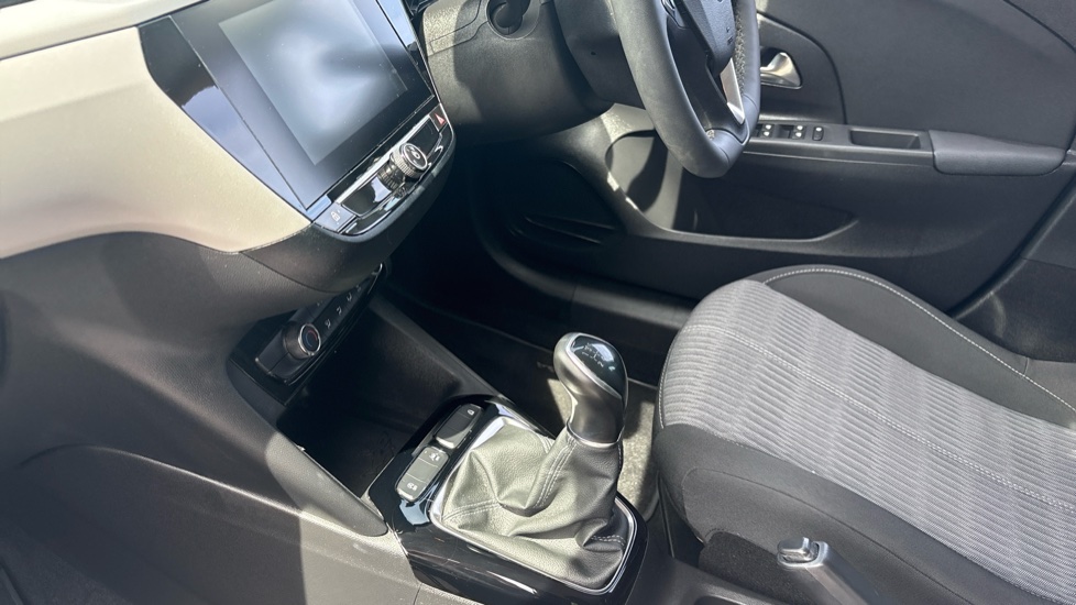 Vauxhall Corsa 1.2 Design 5dr Petrol Hatchback - Image 13
