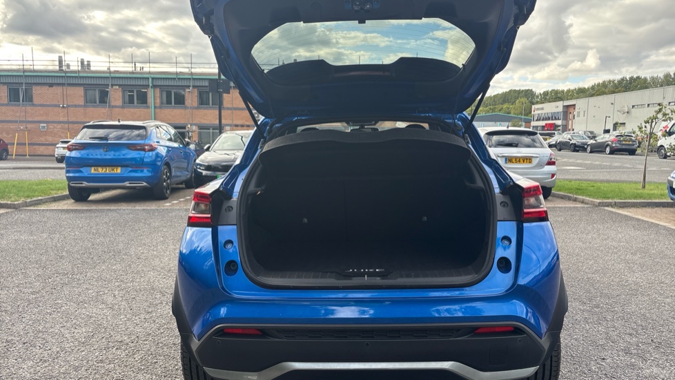 Nissan Juke 1.6 Hybrid N-Connecta 5dr Auto Hybrid Hatchback - Image 4