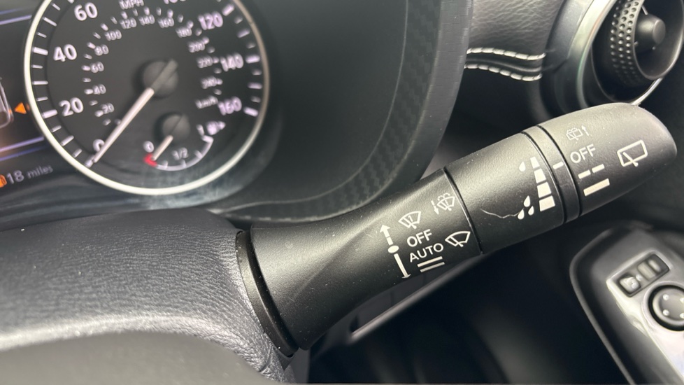 Nissan Juke 1.6 Hybrid N-Connecta 5dr Auto Hybrid Hatchback - Image 26