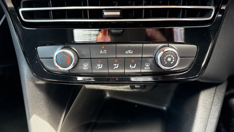 Vauxhall Mokka 1.2 Turbo 100 SE 5dr Petrol Hatchback - Image 32