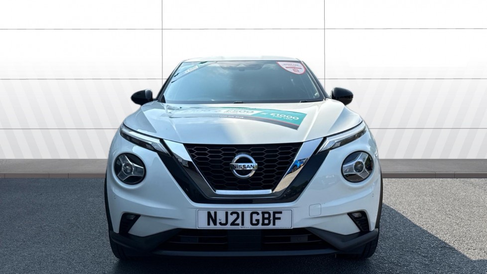 Nissan Juke 1.0 DiG-T 114 Tekna 5dr Petrol Hatchback - Image 3