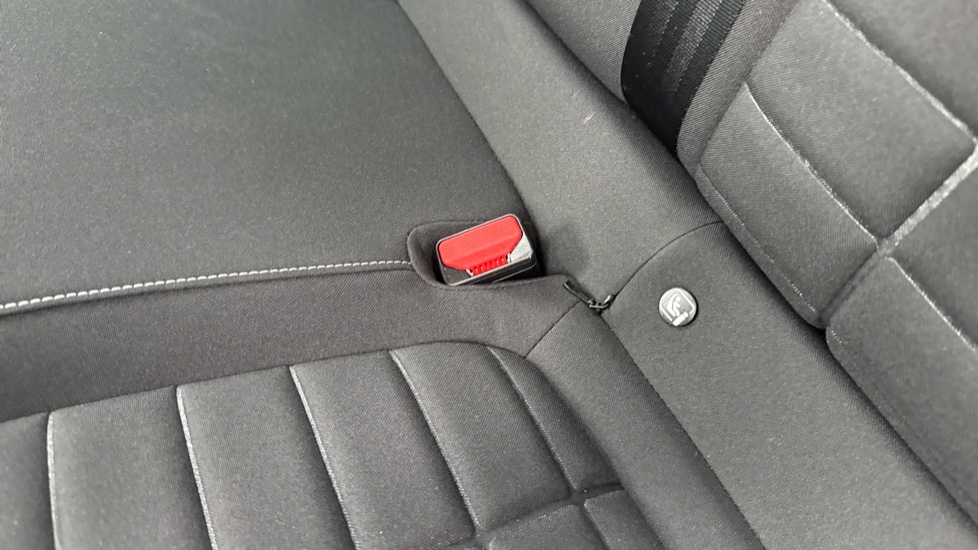 Citroen C3 1.2 Hybrid [110] Max 5dr e-DCS6 Petrol Hatchback - Image 17