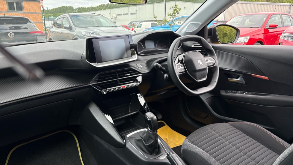 Peugeot 208 1.2 PureTech Active Premium 5dr Petrol Hatchback - Image 9