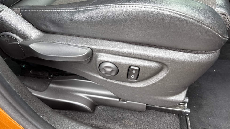 Vauxhall Mokka X 1.4T Griffin 5dr Petrol Hatchback - Image 24