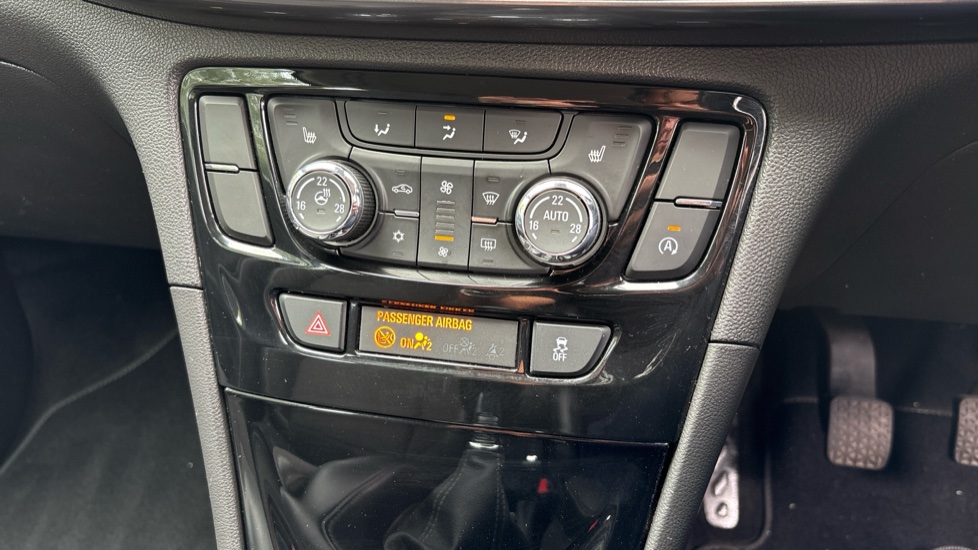 Vauxhall Mokka X 1.4T Griffin 5dr Petrol Hatchback - Image 30