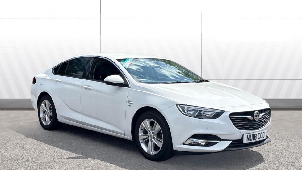 Vauxhall Insignia 1.5T SRi 5dr Petrol Hatchback - Image 1
