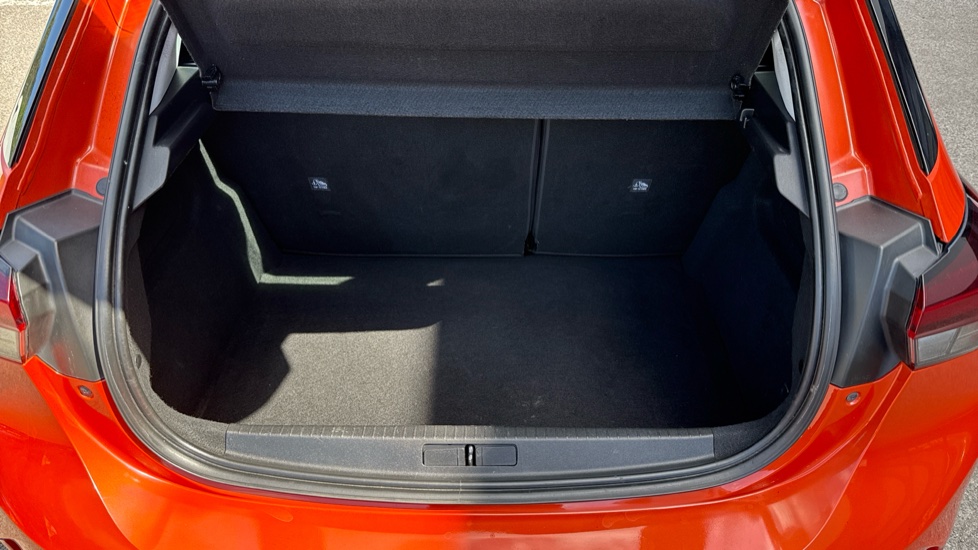 Vauxhall Corsa 1.2 SE Premium 5dr Petrol Hatchback - Image 4