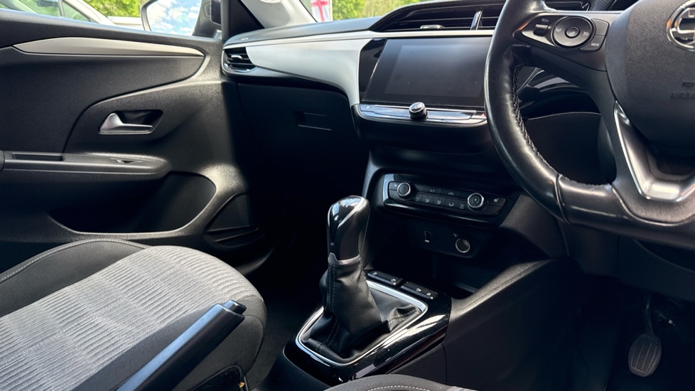 Vauxhall Corsa 1.2 SE Premium 5dr Petrol Hatchback - Image 14