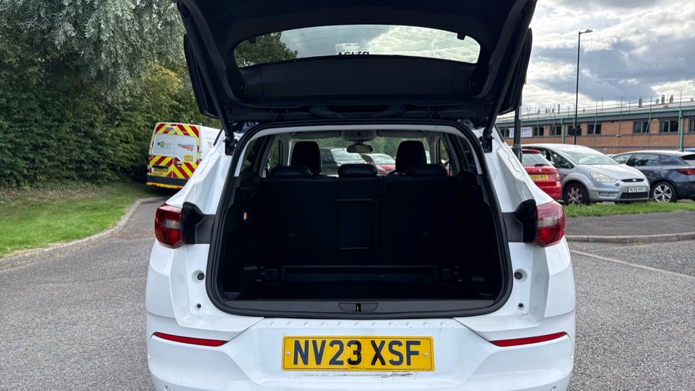 Vauxhall Grandland 1.2 Turbo Ultimate 5dr Petrol Hatchback - Image 4
