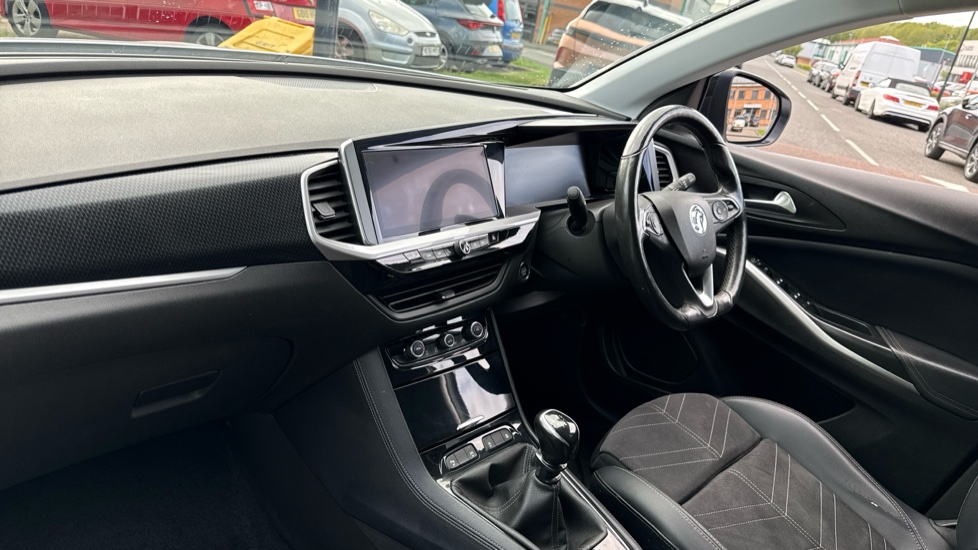 Vauxhall Grandland 1.2 Turbo Ultimate 5dr Petrol Hatchback - Image 9