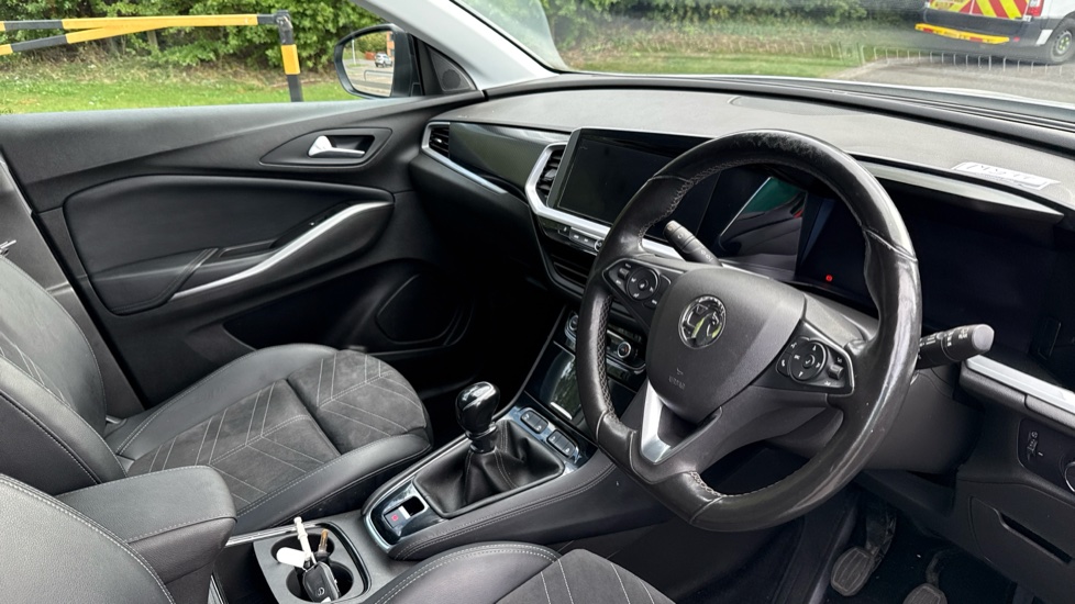 Vauxhall Grandland 1.2 Turbo Ultimate 5dr Petrol Hatchback - Image 11