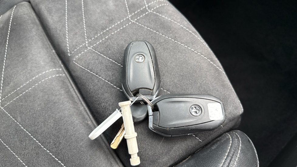 Vauxhall Grandland 1.2 Turbo Ultimate 5dr Petrol Hatchback - Image 20
