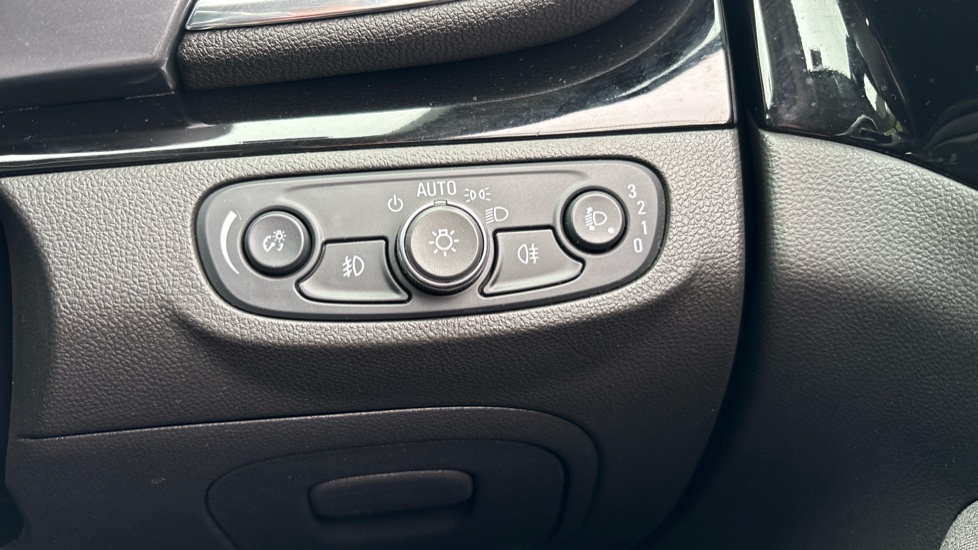 Vauxhall Mokka X 1.4T ecoTEC Active 5dr Petrol Hatchback - Image 26