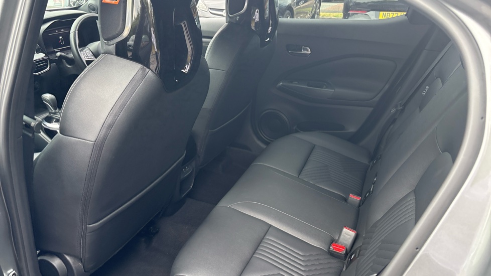 Nissan Juke 1.6 Hybrid Tekna 5dr Auto Hybrid Hatchback - Image 16