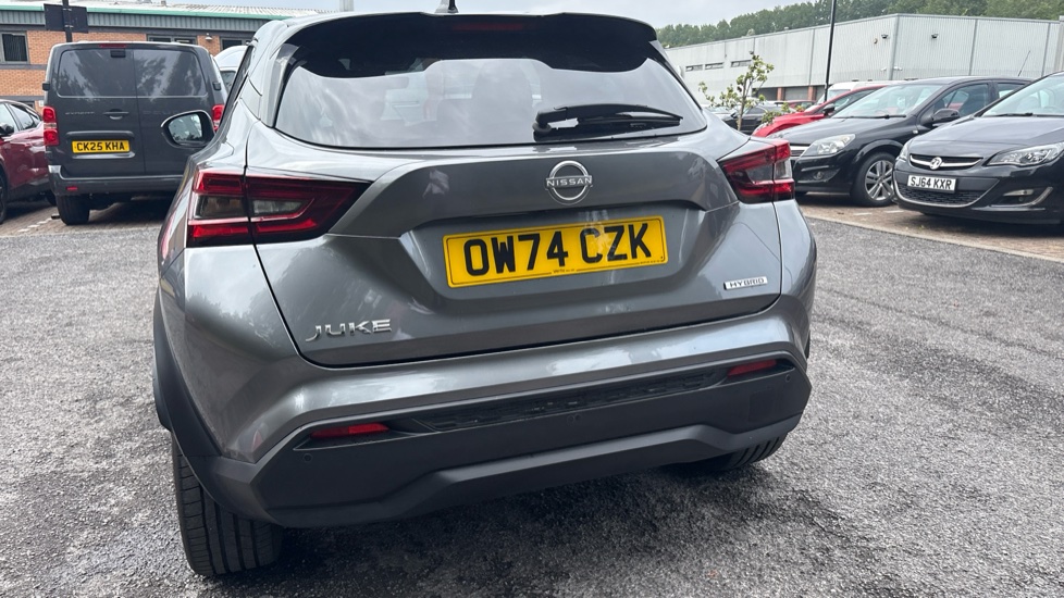 Nissan Juke 1.6 Hybrid Tekna 5dr Auto Hybrid Hatchback - Image 31