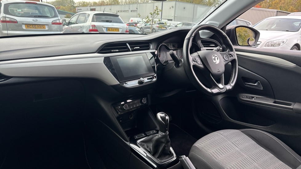 Vauxhall Corsa 1.2 SE Premium 5dr Petrol Hatchback - Image 9