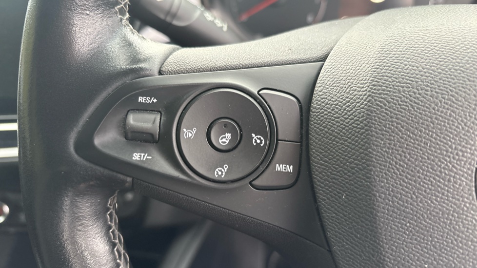 Vauxhall Corsa 1.2 SE Premium 5dr Petrol Hatchback - Image 33