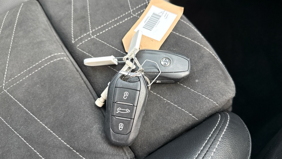 Vauxhall Grandland 1.2 Turbo Ultimate 5dr Petrol Hatchback - Image 20