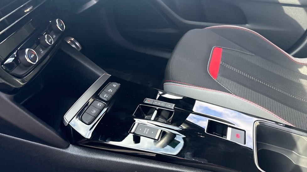 Vauxhall Mokka 100kW GS 50kWh 5dr Auto Electric Hatchback - Image 13