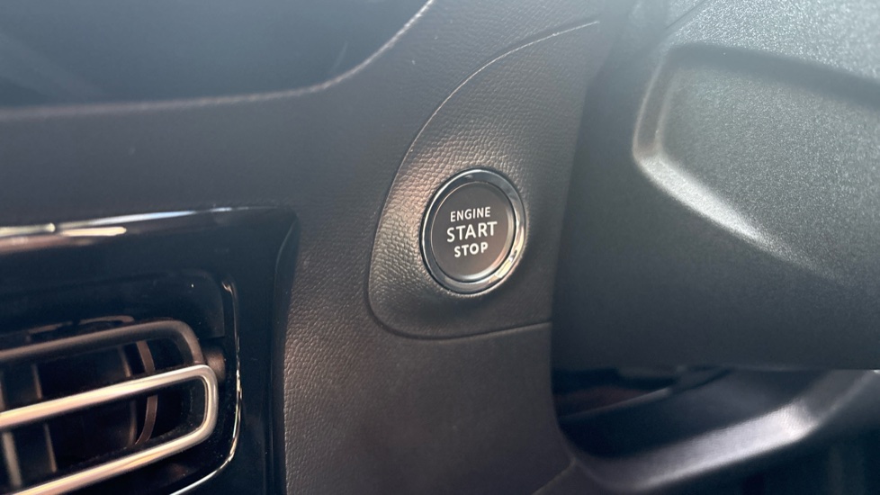 Vauxhall Mokka 100kW GS 50kWh 5dr Auto Electric Hatchback - Image 39