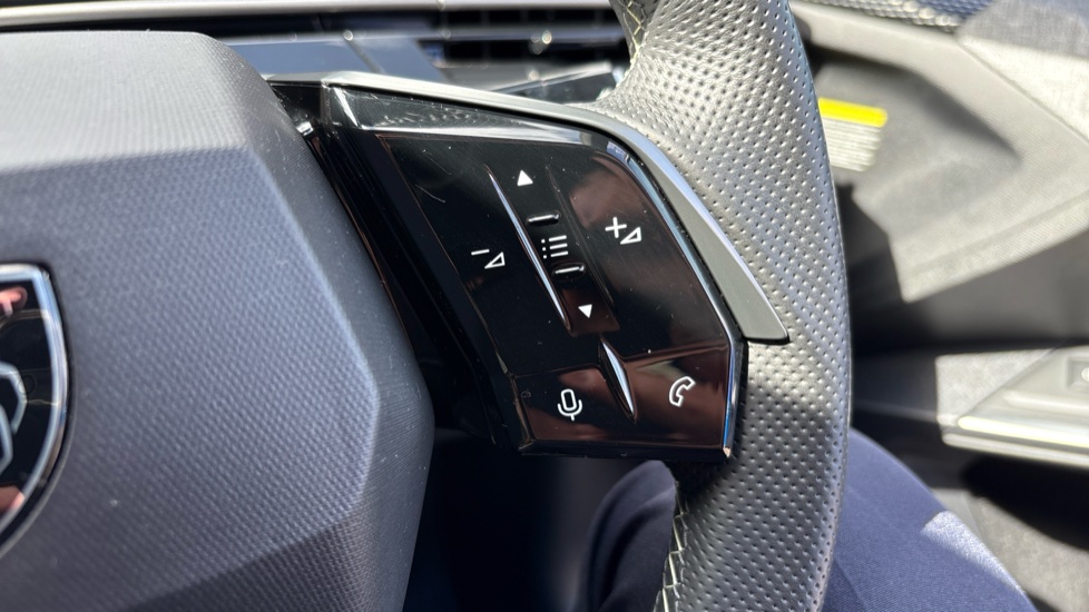Peugeot 3008 157kW GT 73kWh 5dr Auto Electric Estate - Image 26
