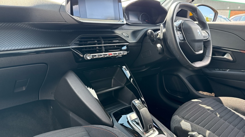Peugeot 208 1.2 PureTech 100 Active 5dr EAT8 Petrol Hatchback - Image 13