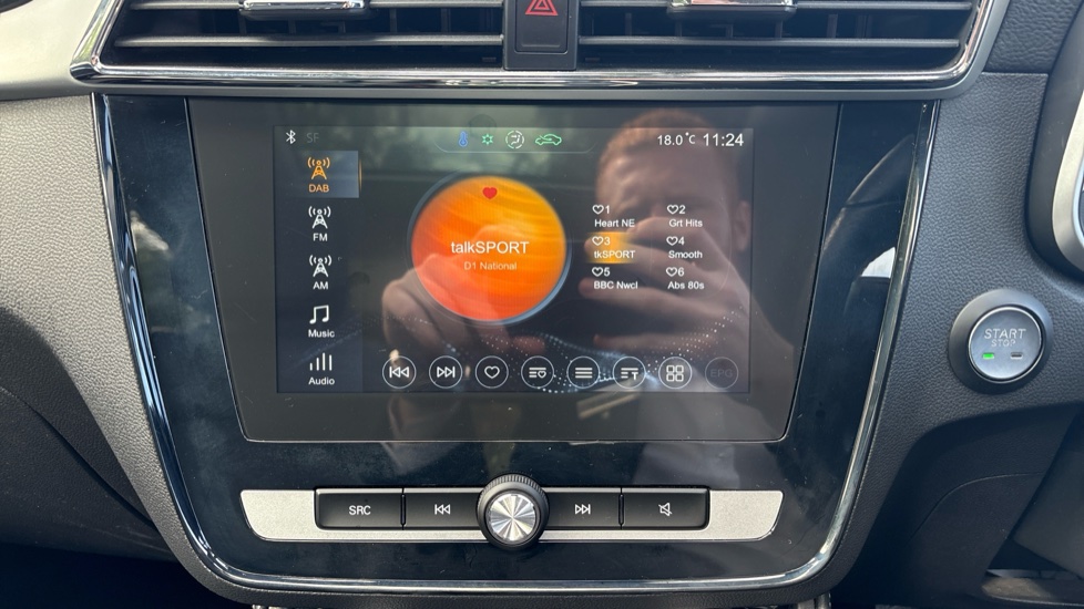 MG ZS 105kW Exclusive EV 45kWh 5dr Auto Electric Hatchback - Image 12