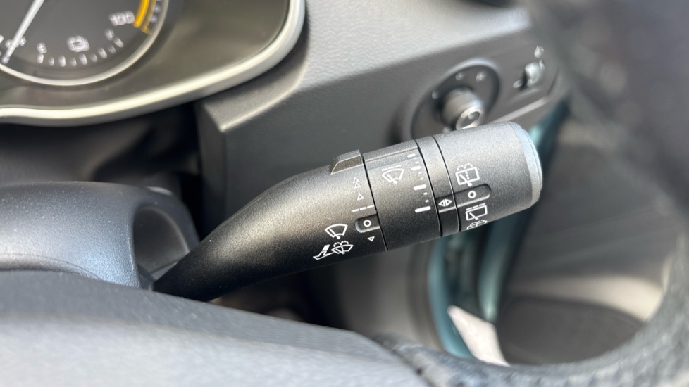 MG ZS 105kW Exclusive EV 45kWh 5dr Auto Electric Hatchback - Image 34