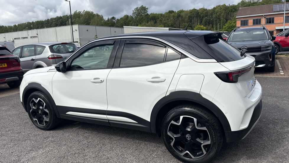 Vauxhall Mokka 100kW Ultimate 50kWh 5dr Auto Electric Hatchback - Image 25